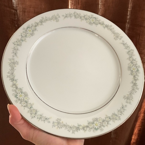Noritake Donegal Pattern #2179 Dinner Plate (1) - Picture 1 of 9